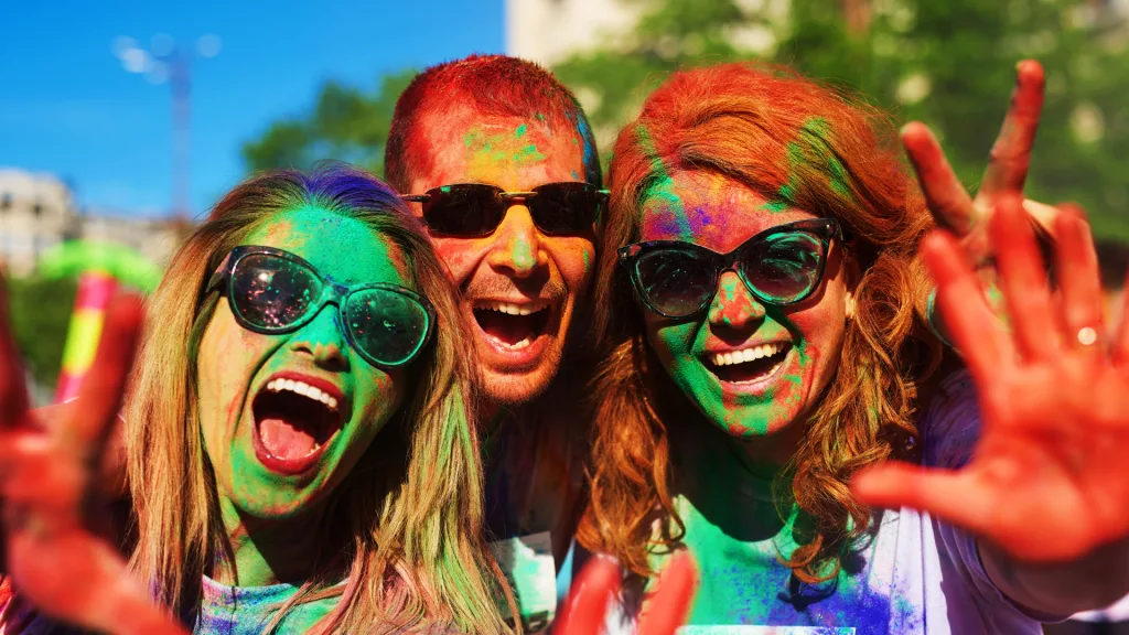 holi colors